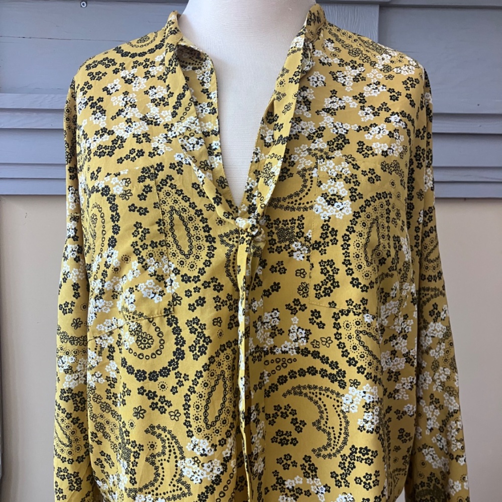Abercrombie & Fitch Floral Print Long Sleeve Blouse – Size M